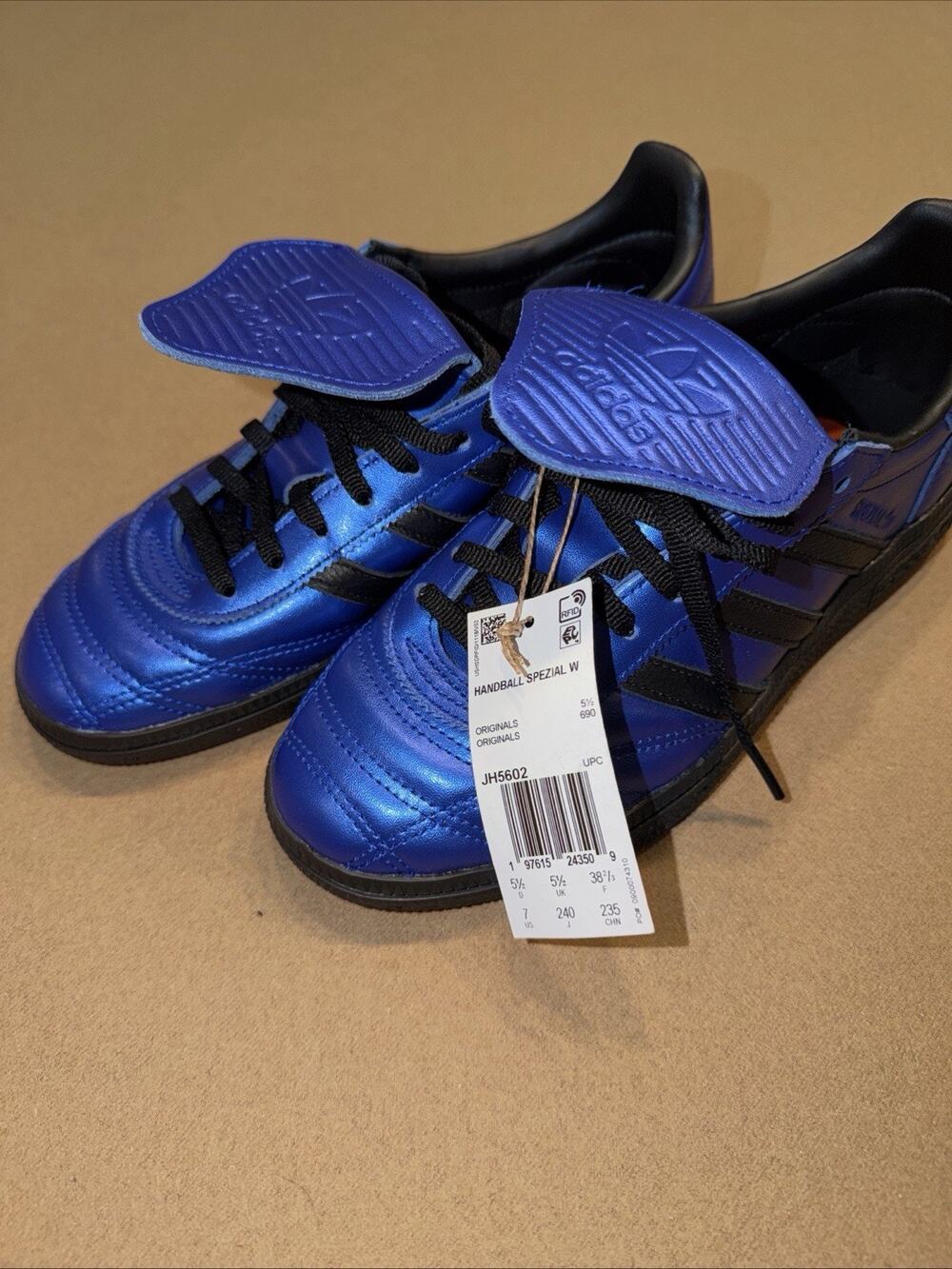 Size 7 - adidas Handball Spezial LT Lucid Blue Black W